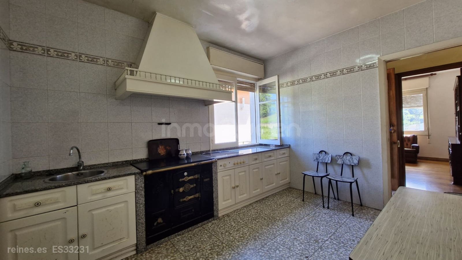 4 soveværelse Villa til salg i Siero med garage - € 199.000 (Ref: 9148424)