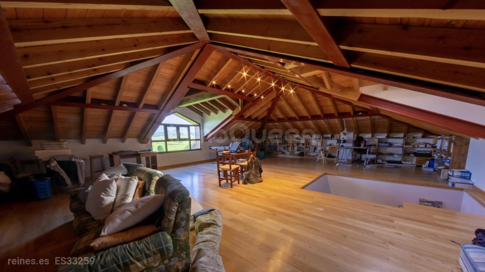 3 soverom Villa til salgs i Parres med svømmebasseng - € 798 000 (Ref: 9148535)