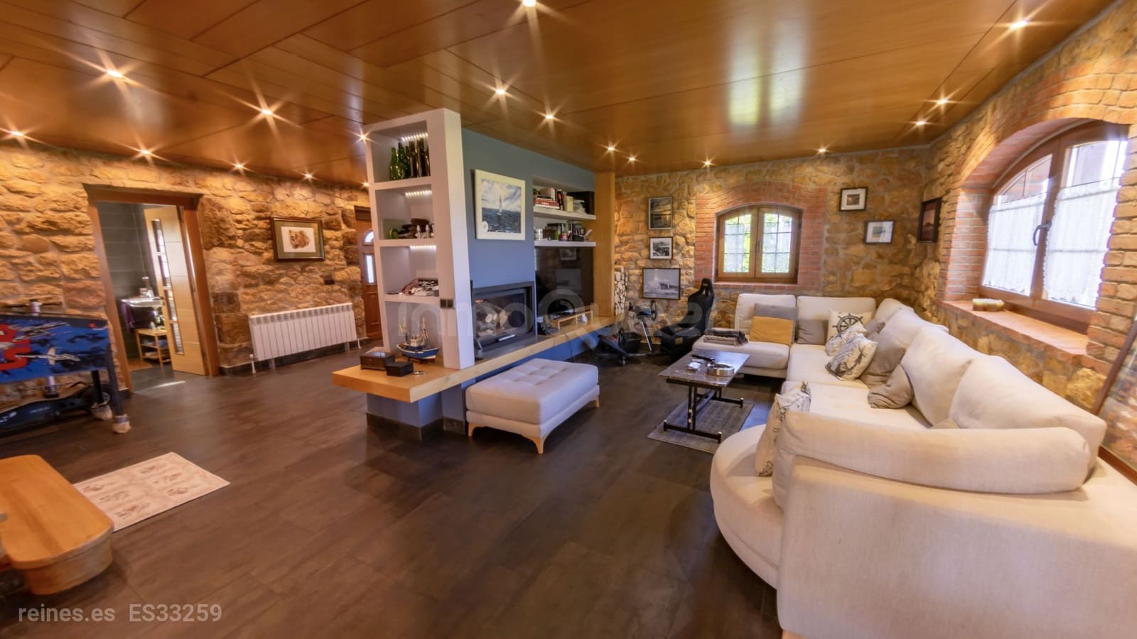 3 soverom Villa til salgs i Parres med svømmebasseng - € 798 000 (Ref: 9148535)