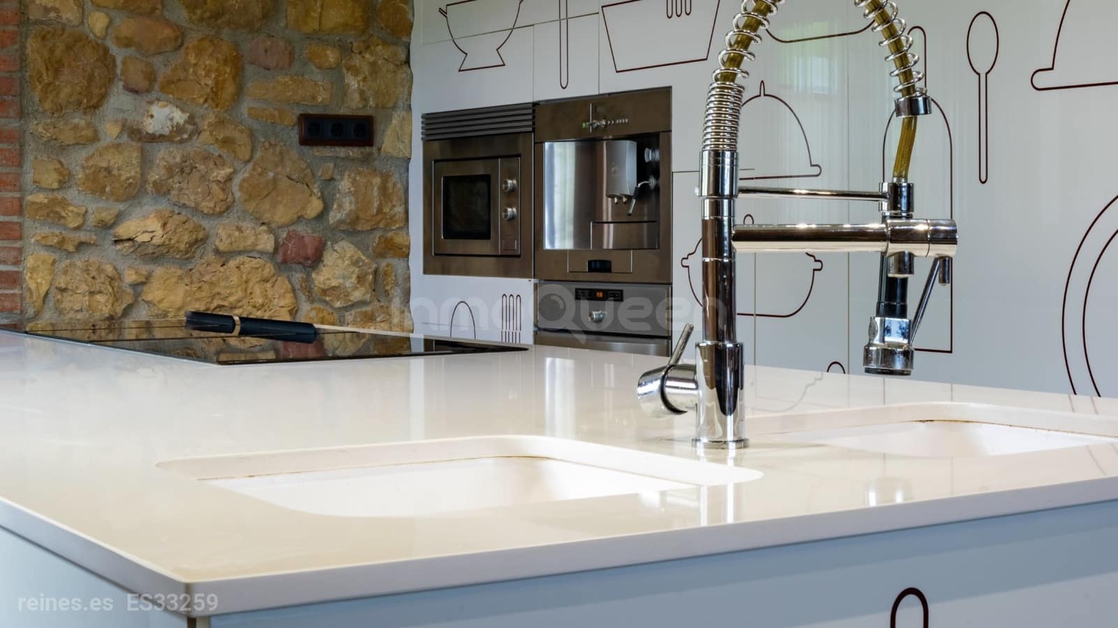 3 soverom Villa til salgs i Parres med svømmebasseng - € 798 000 (Ref: 9148535)