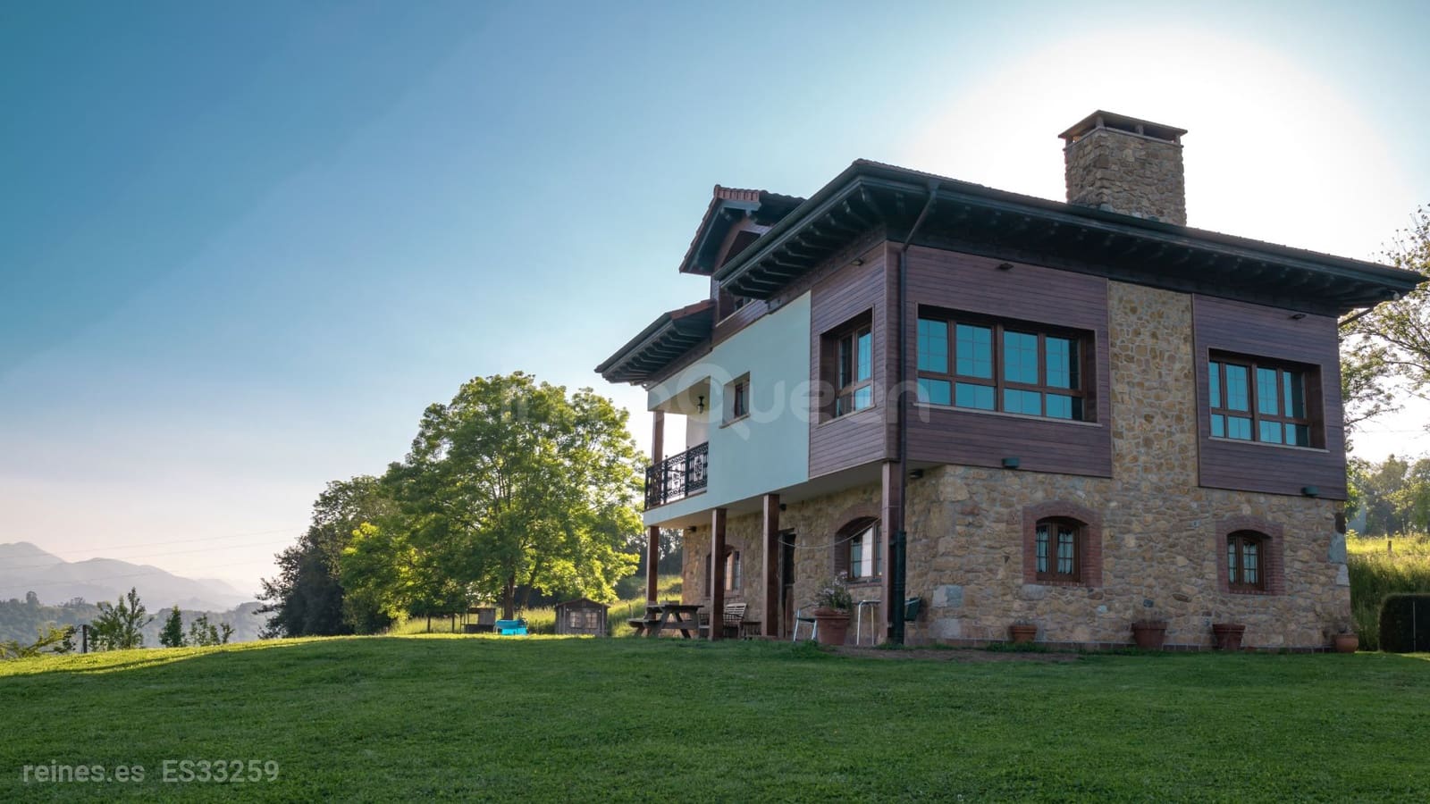 3 soverom Villa til salgs i Parres med svømmebasseng - € 798 000 (Ref: 9148535)