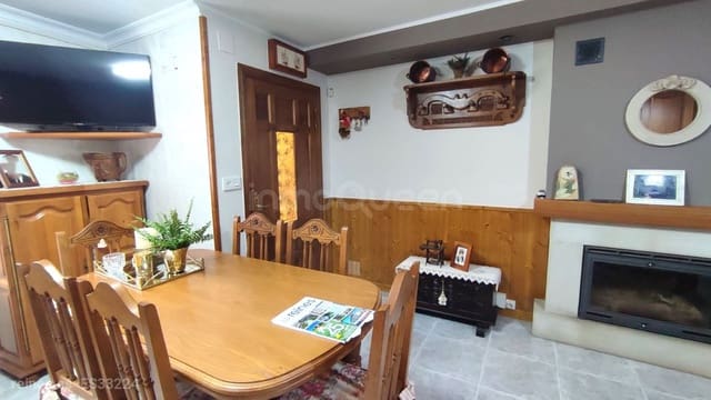 3 bedroom Townhouse for sale in Cabrales - € 175,000 (Ref: 9152508)