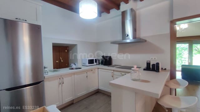 4 slaapkamer Villa te koop in Santo Adriano - € 280.000 (Ref: 9152838)