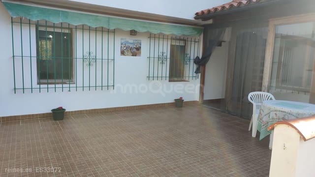 5 bedroom Townhouse for sale in Llanes with pool - € 499,000 (Ref: 9159038)