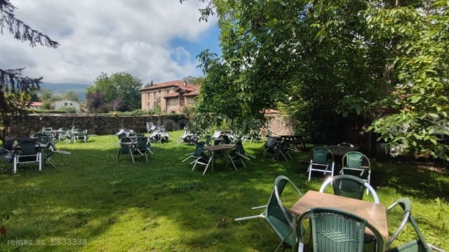 5 bedroom Business for sale in Liérganes - € 1,650,000 (Ref: 9160606)