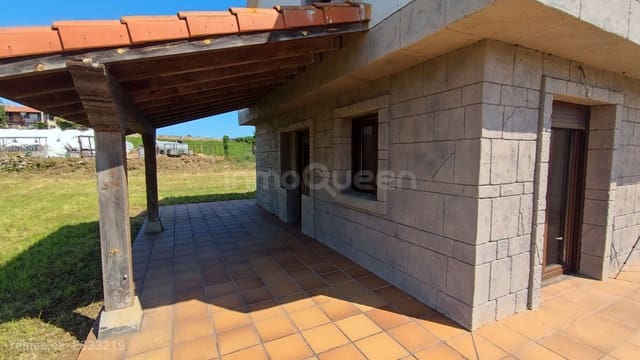 3 soverom Hus til salgs i Alfoz de Lloredo med garasje - € 297 000 (Ref: 9161571)