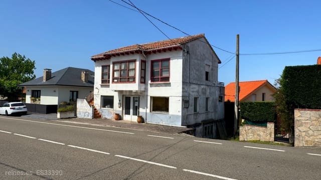 3 bedroom Townhouse for sale in Cortiguera, Suances - € 198,000 (Ref: 9161774)