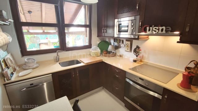 3 makuuhuone Rivitalo myytävänä paikassa Villasevil, Santiurde de Toranzo mukana uima-altaan 
autotalli - 276 000 € (Ref: 9161827)