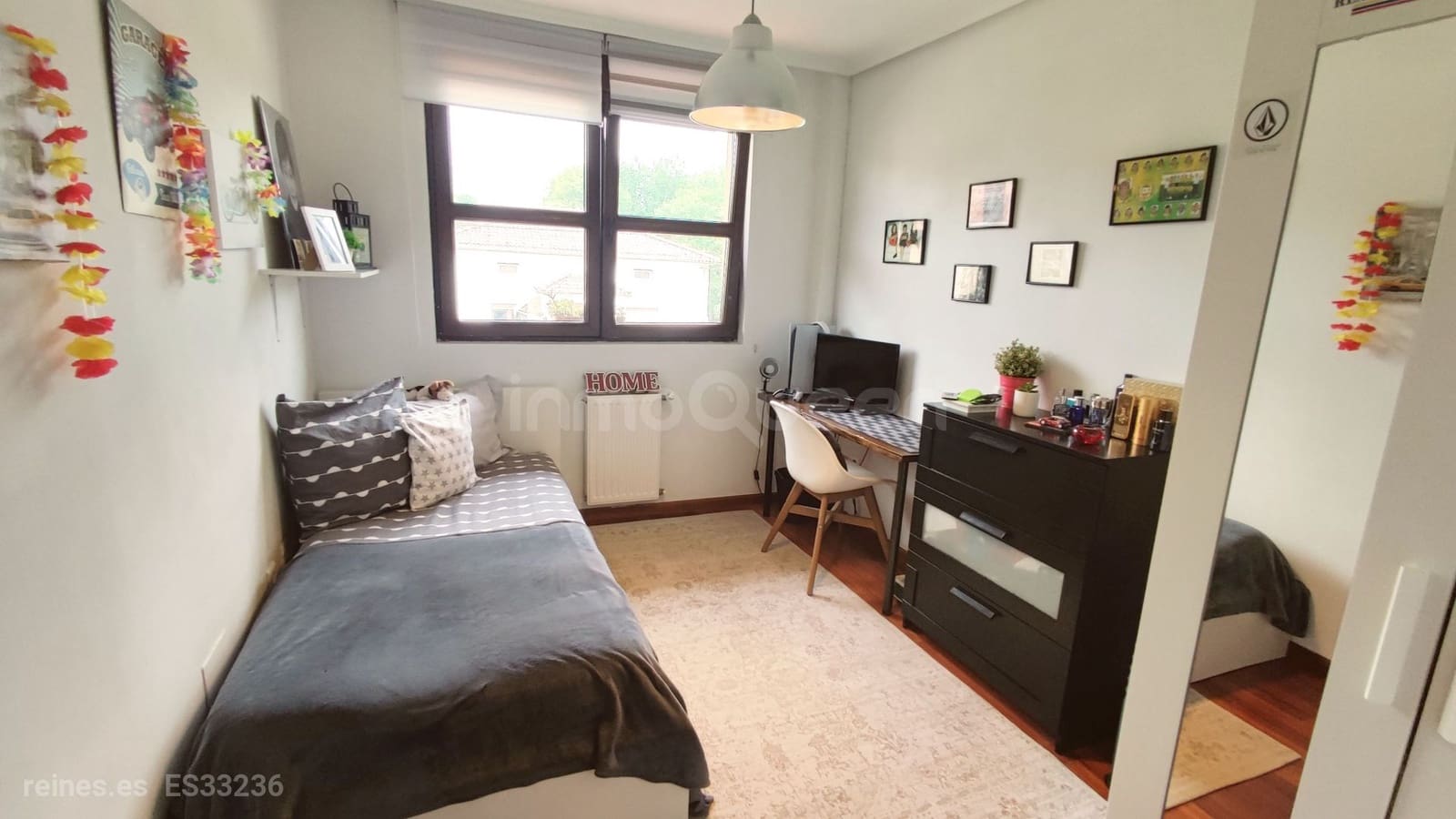 3 makuuhuone Rivitalo myytävänä paikassa Villasevil mukana uima-altaan 
autotalli - 276 000 € (Ref: 9161827)