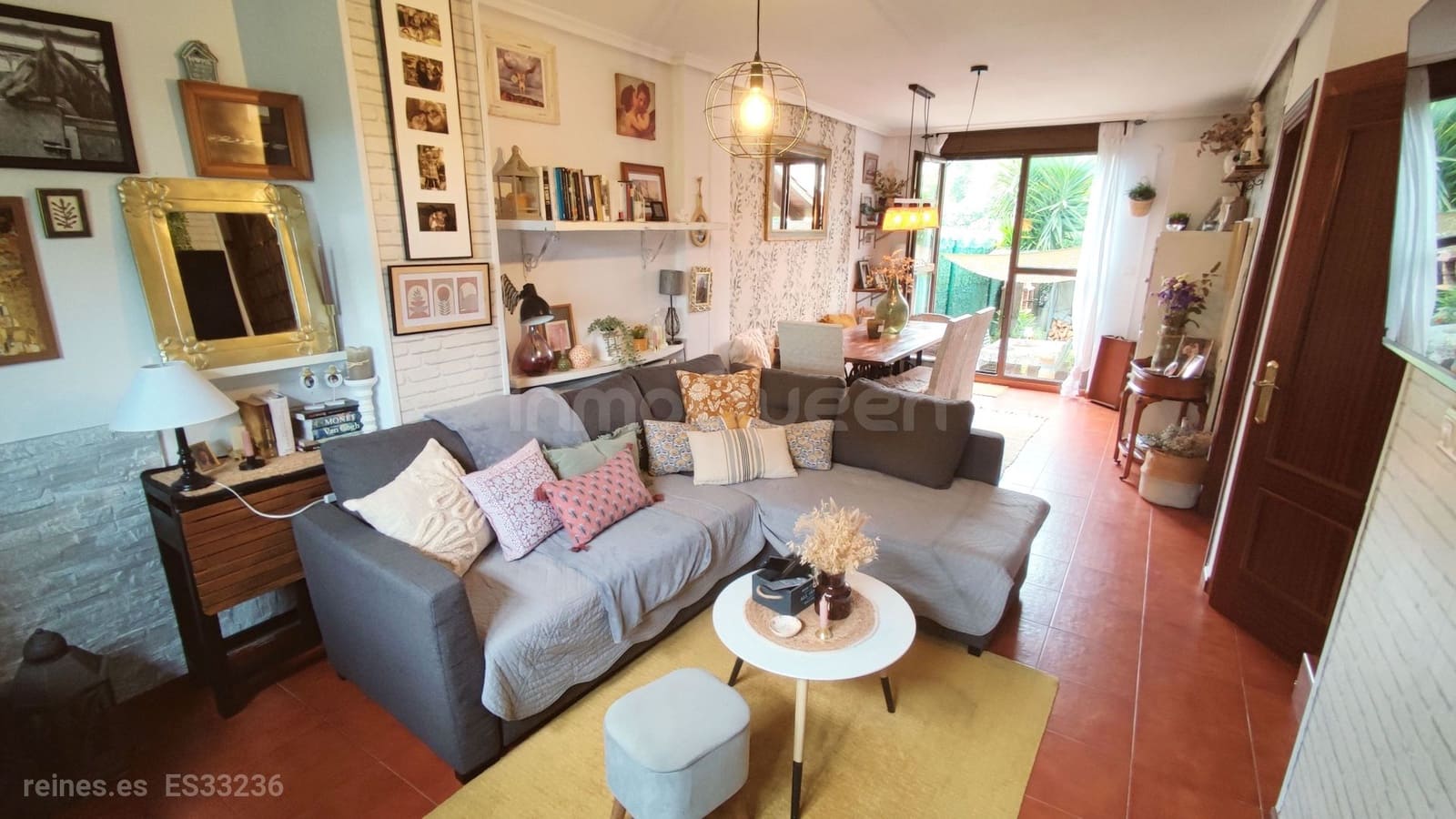 3 makuuhuone Rivitalo myytävänä paikassa Villasevil mukana uima-altaan 
autotalli - 276 000 € (Ref: 9161827)