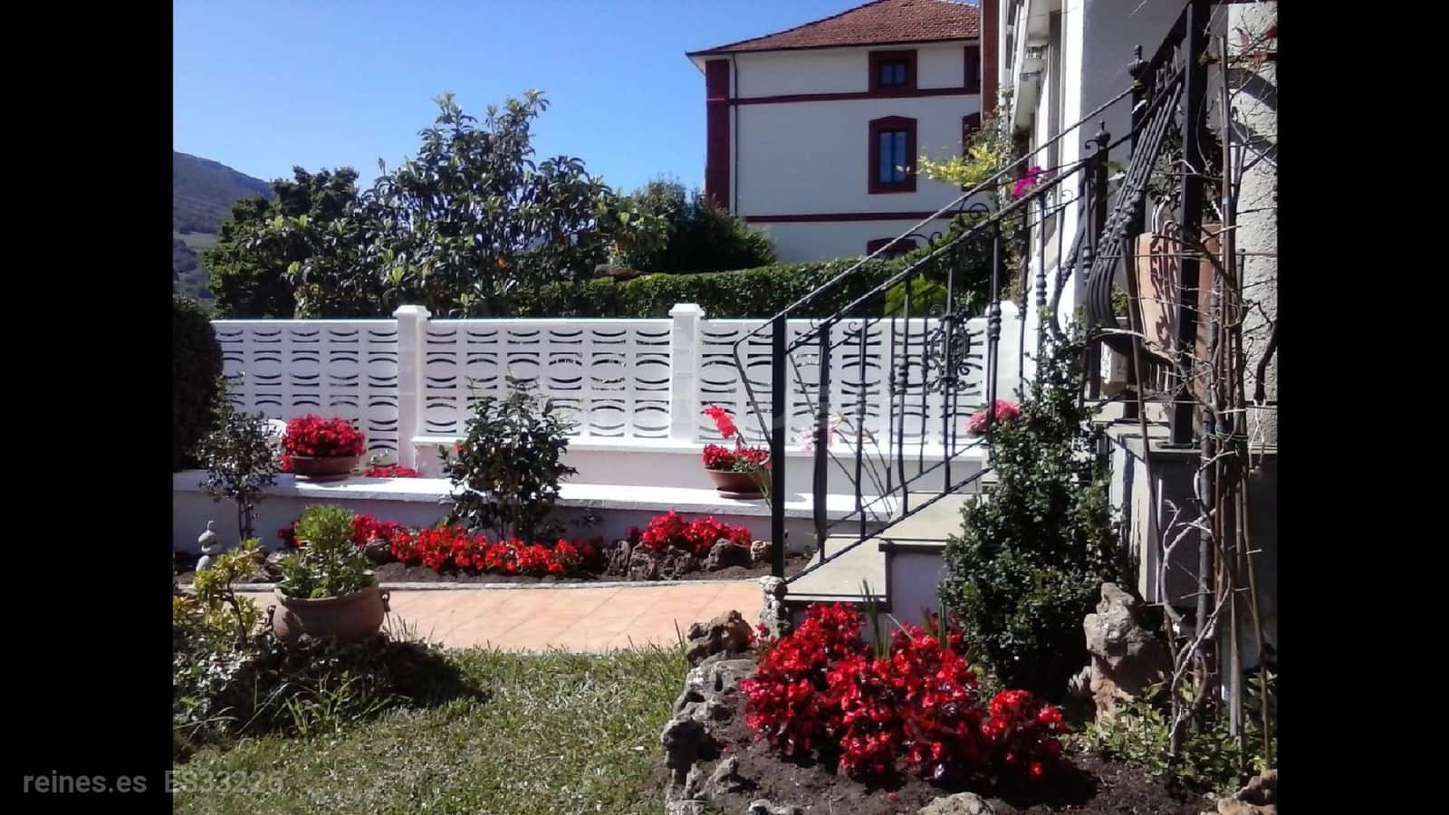 5 soverom Kjedet enebolig til salgs i Rasines med garasje - € 265 000 (Ref: 9161852)