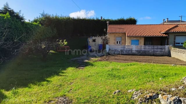 2 soveværelse Semi-Rækkehus til salg i Santander - € 268.000 (Ref: 9162516)