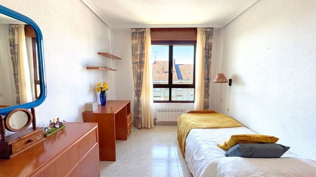 3 soveværelse Lejlighed til salg i Suances med garage - € 219.000 (Ref: 9282711)