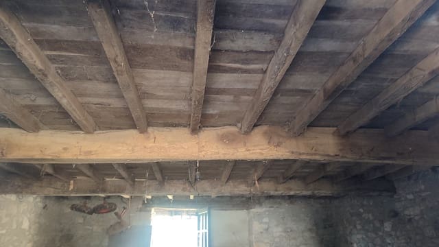 Byhus til salg i Candamo - € 43.000 (Ref: 9312009)