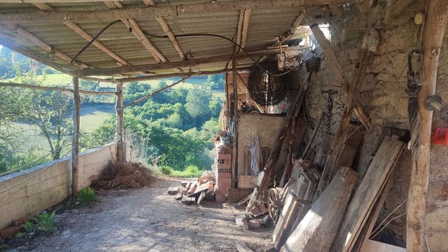 Byhus til salg i Candamo - € 43.000 (Ref: 9312009)