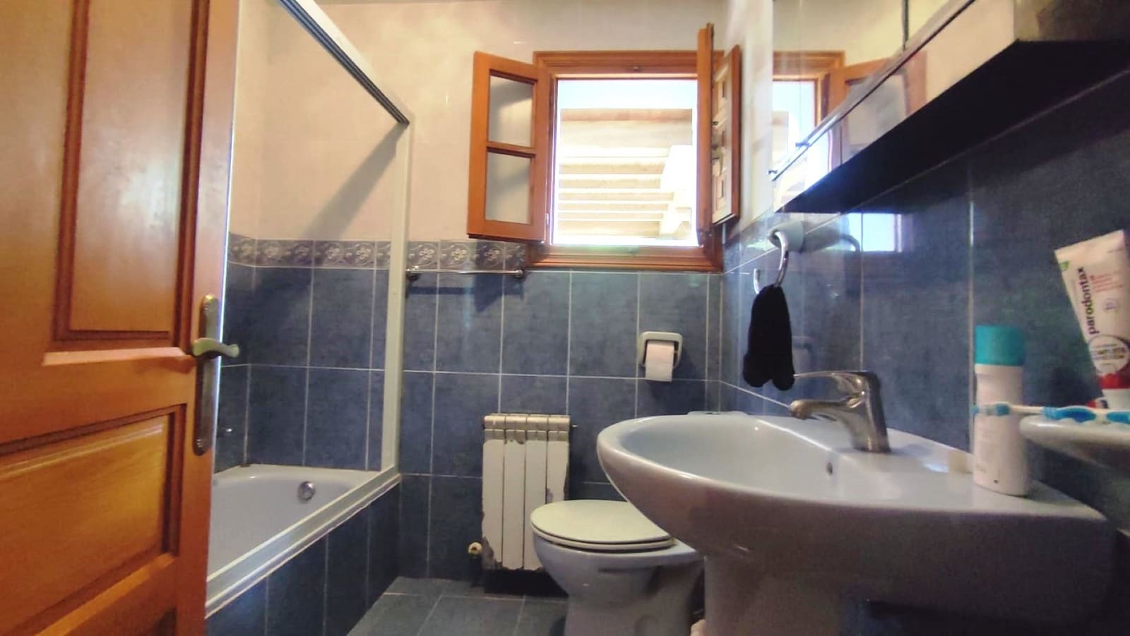 6 bedroom Townhouse for sale in Llanes - € 495,000 (Ref: 9384804)