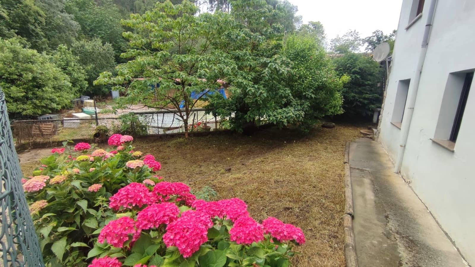 6 bedroom Townhouse for sale in Llanes - € 495,000 (Ref: 9384804)