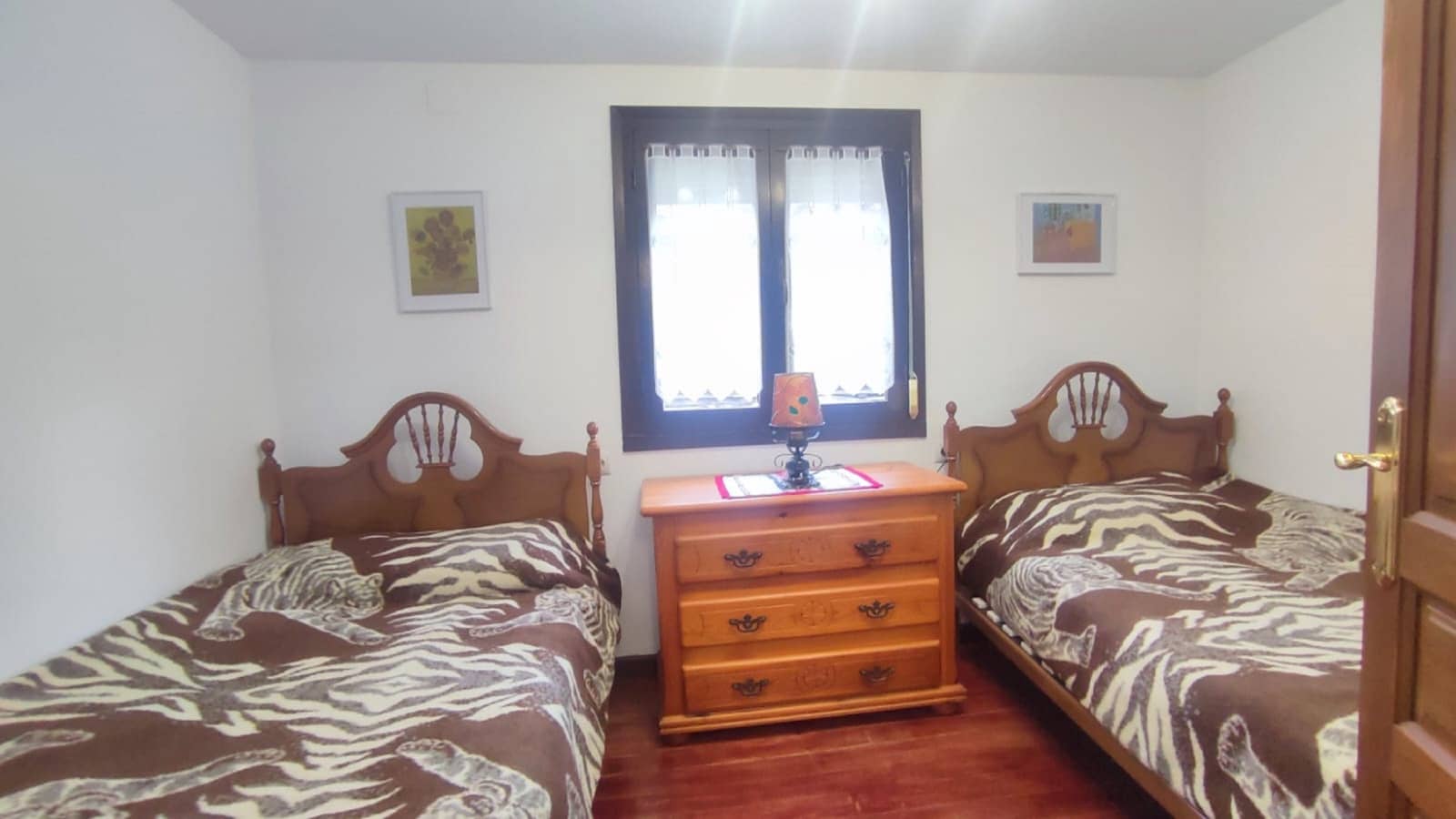 3 soveværelse Byhus til salg i Salas - € 135.000 (Ref: 9400054)