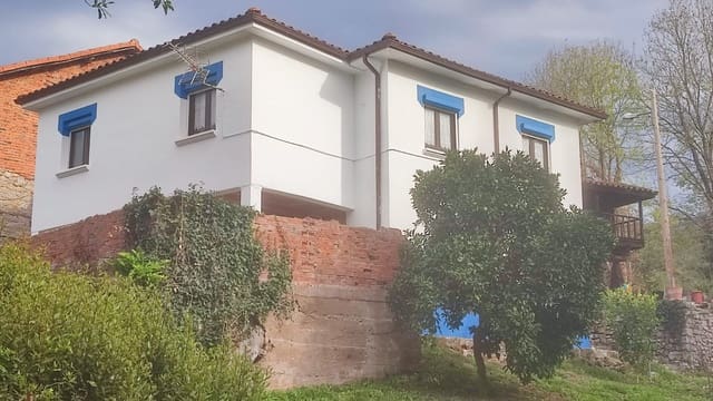 3 chambre Maison de Ville à vendre à Salas - 135 000 € (Ref: 9400054)