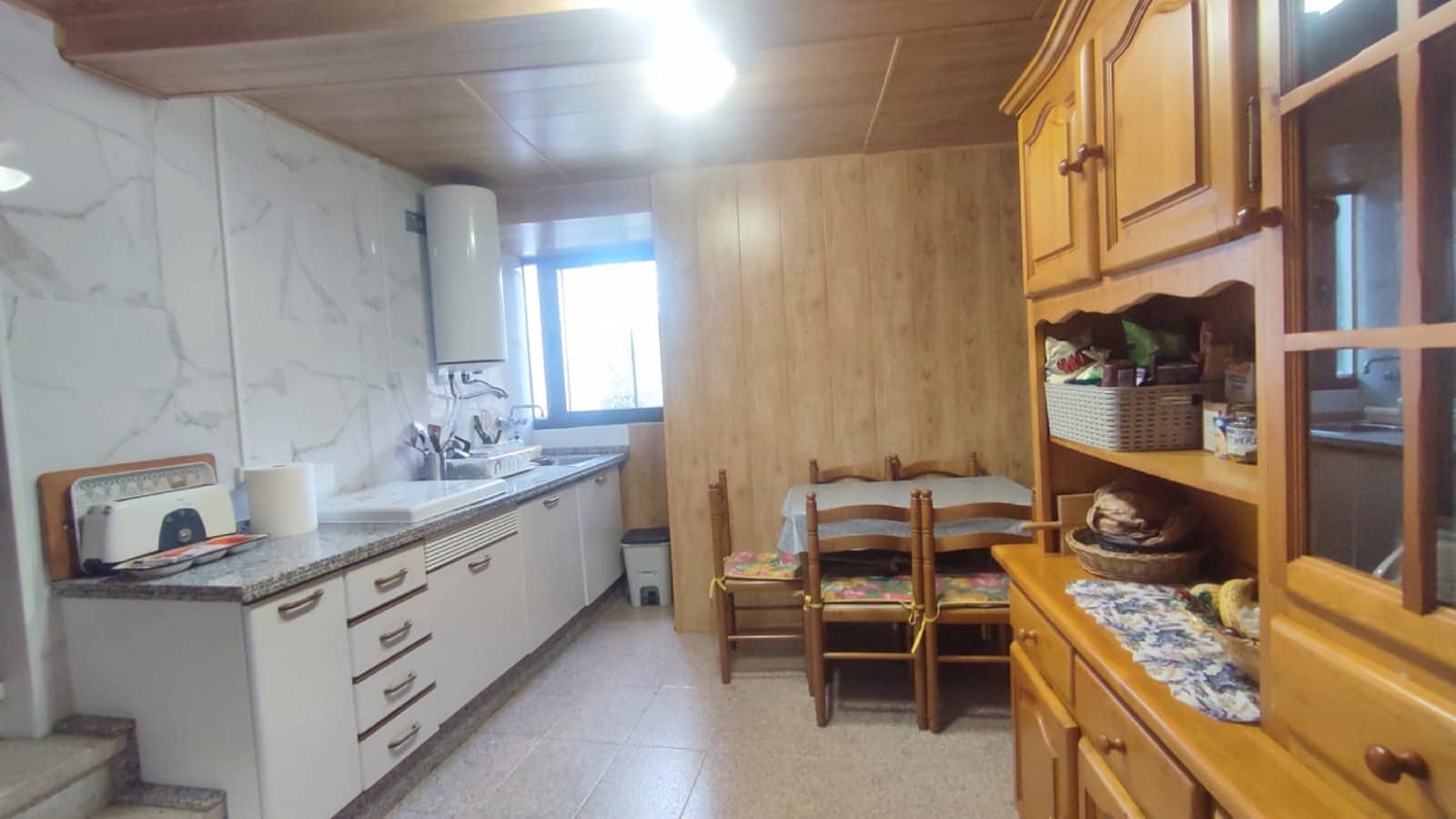 3 soveværelse Byhus til salg i Salas - € 135.000 (Ref: 9400054)