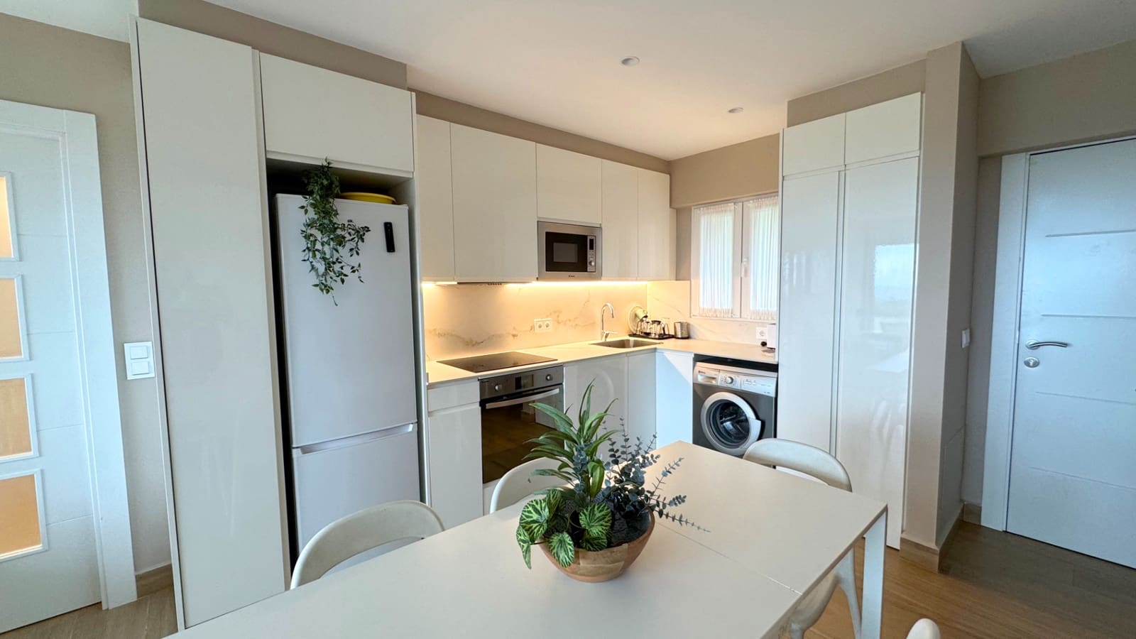 2 makuuhuone Rivitalo myytävänä paikassa Udias - 324 900 € (Ref: 9401711)