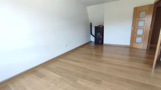 3 sypialnia Mieszkanie na sprzedaż w Colombres, Ribadedeva z garażem - 180 000 € (Ref: 9405868)