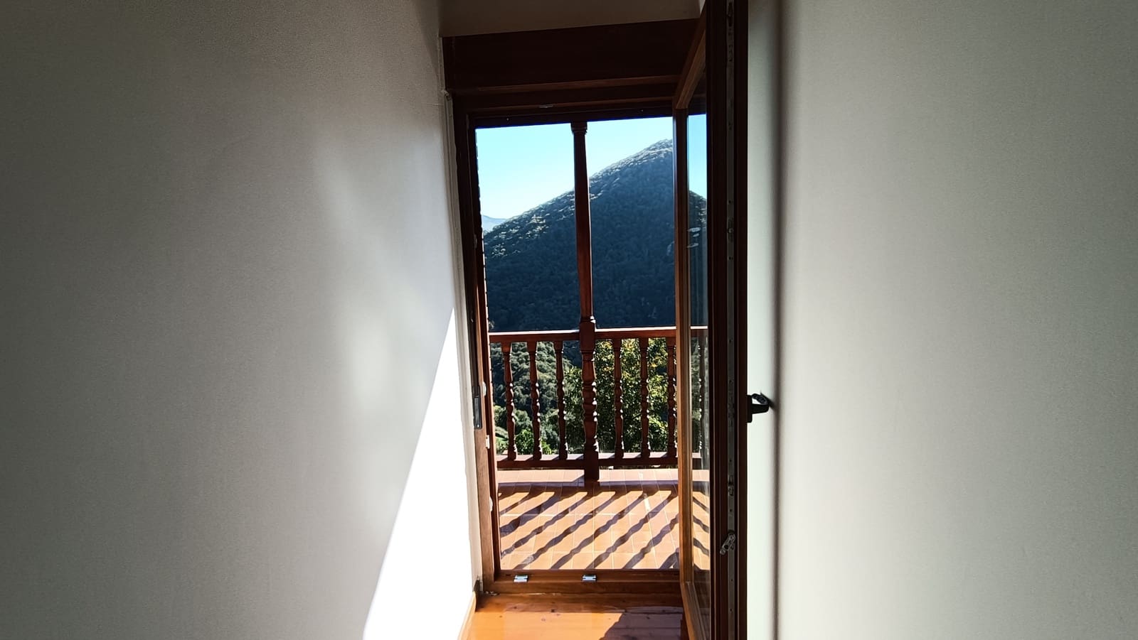 3 bedroom Townhouse for sale in Penarrubia with garage - € 349,000 (Ref: 9432502)