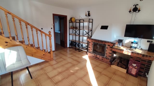 3 bedroom Townhouse for sale in Peñarrubia with garage - € 349,000 (Ref: 9432502)