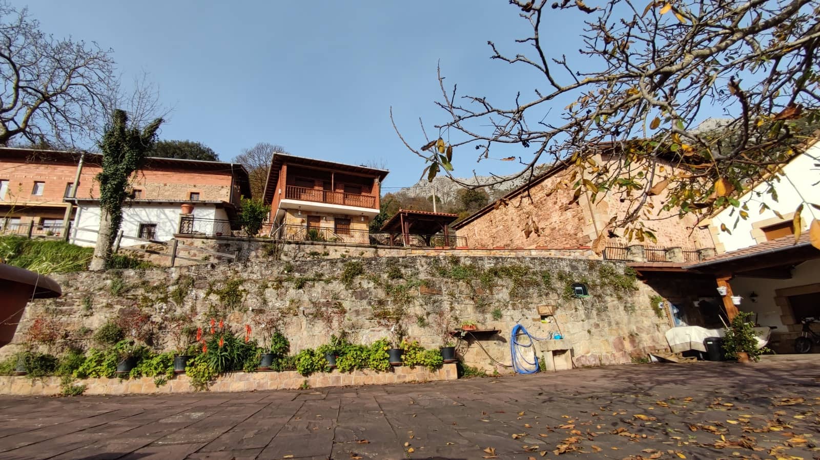 3 bedroom Townhouse for sale in Penarrubia with garage - € 349,000 (Ref: 9432502)