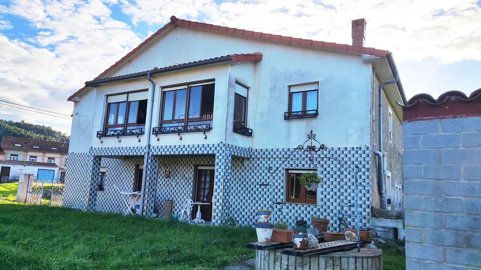 3 bedroom Townhouse for sale in Miengo - € 449,000 (Ref: 9432503)