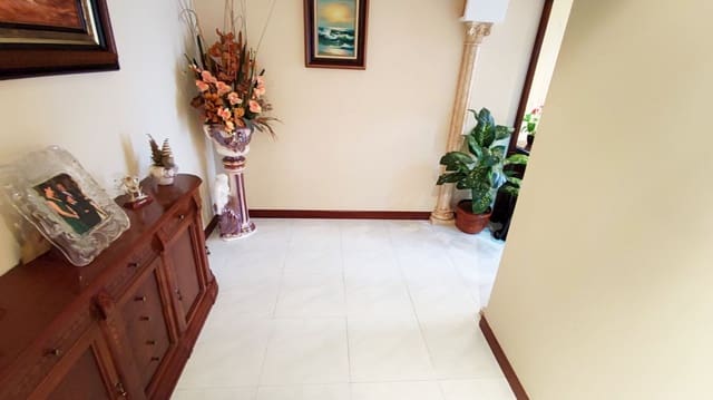 3 bedroom Apartment for sale in Liérganes with garage - € 198,000 (Ref: 9434553)