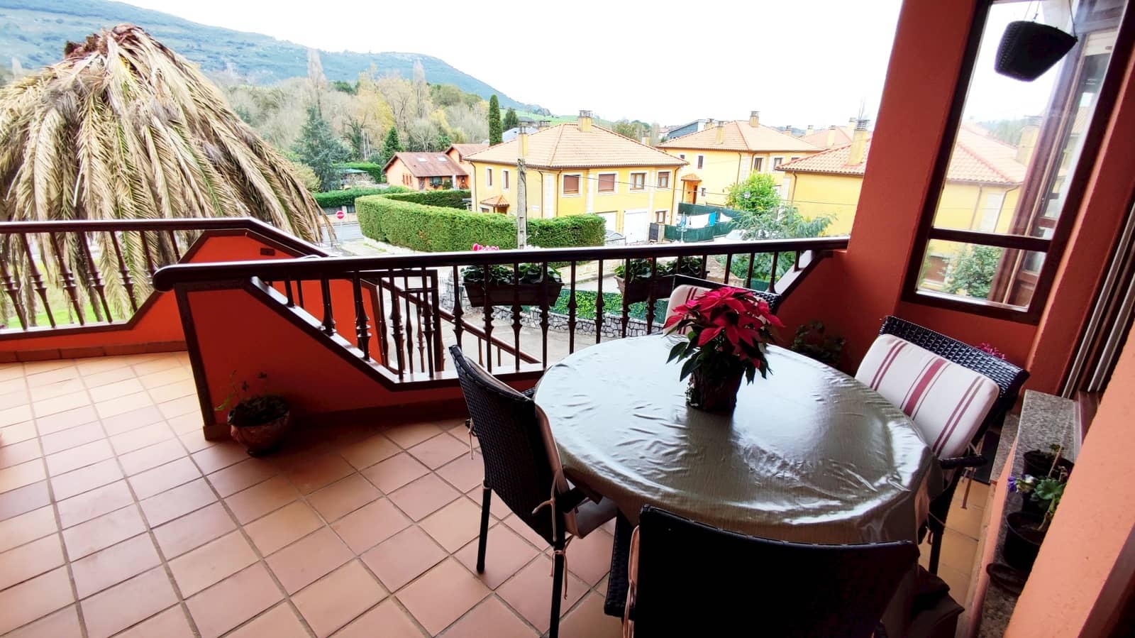 3 bedroom Apartment for sale in Lierganes with garage - € 198,000 (Ref: 9434553)