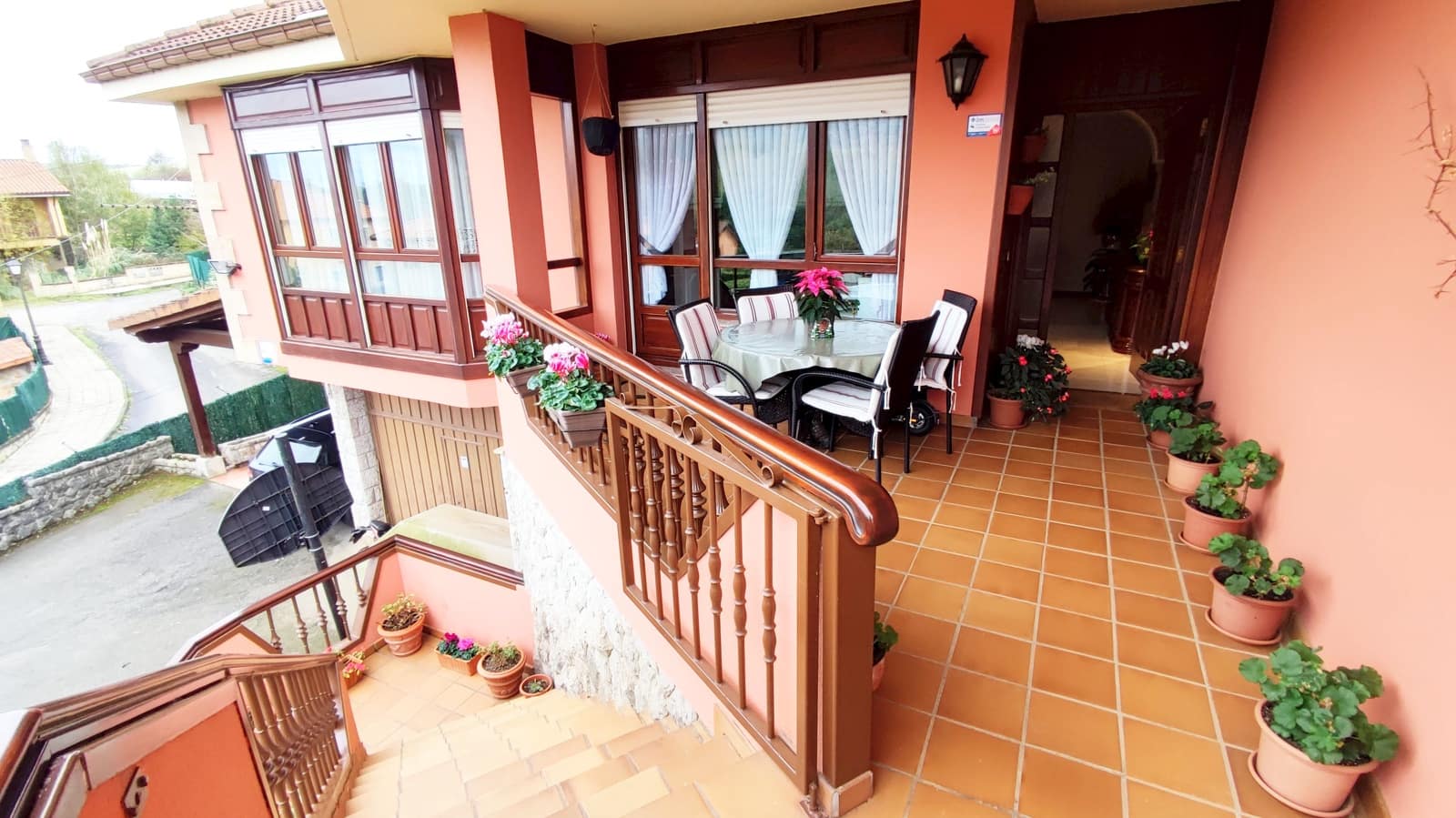 3 bedroom Apartment for sale in Lierganes with garage - € 198,000 (Ref: 9434553)