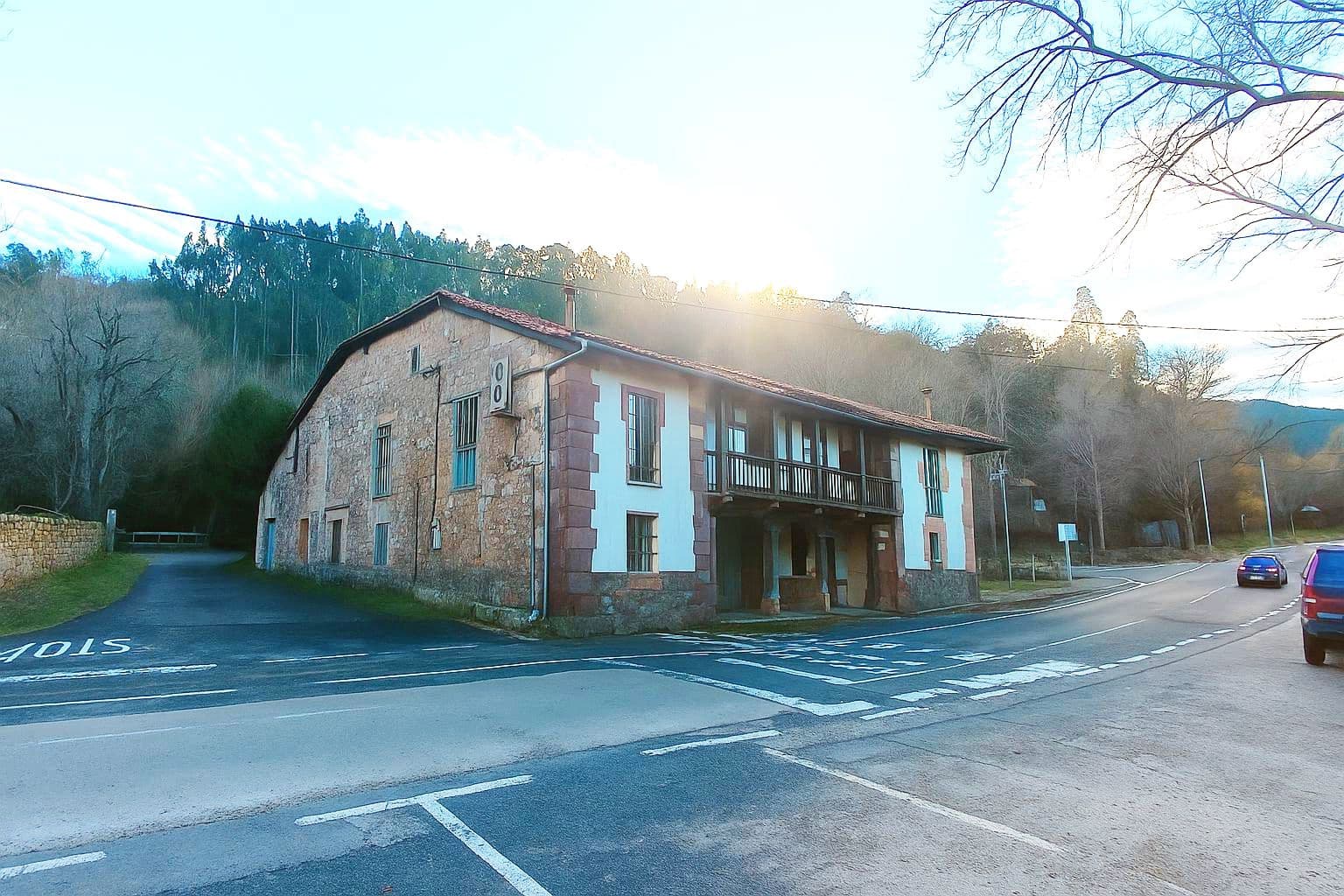 6 Zimmer Haus zu verkaufen in Mazcuerras mit Garage - 849.000 € (Ref: 9471502)