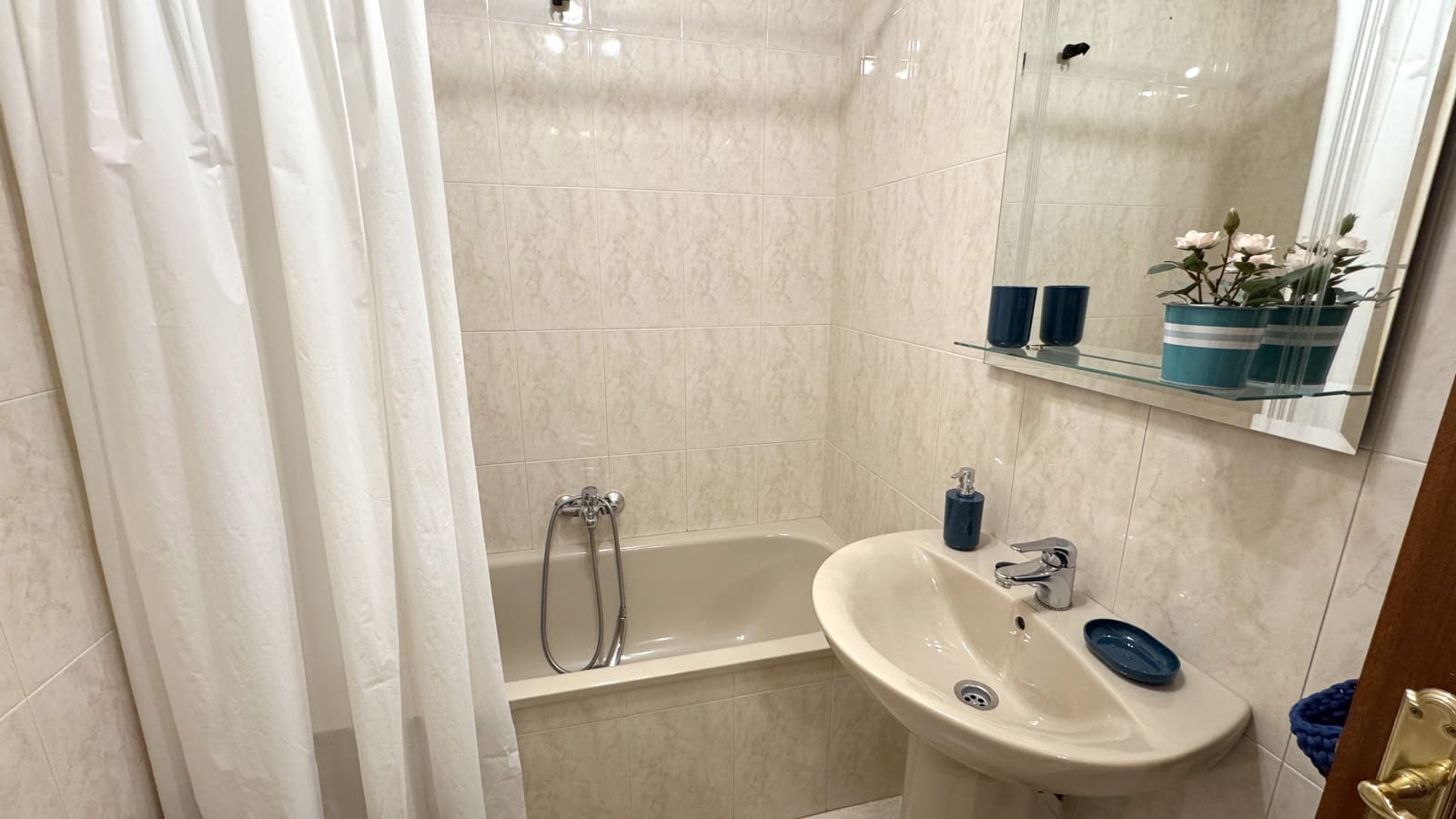 2 chambre Appartement à vendre à Ajo avec piscine garage - 240 000 € (Ref: 9575036)