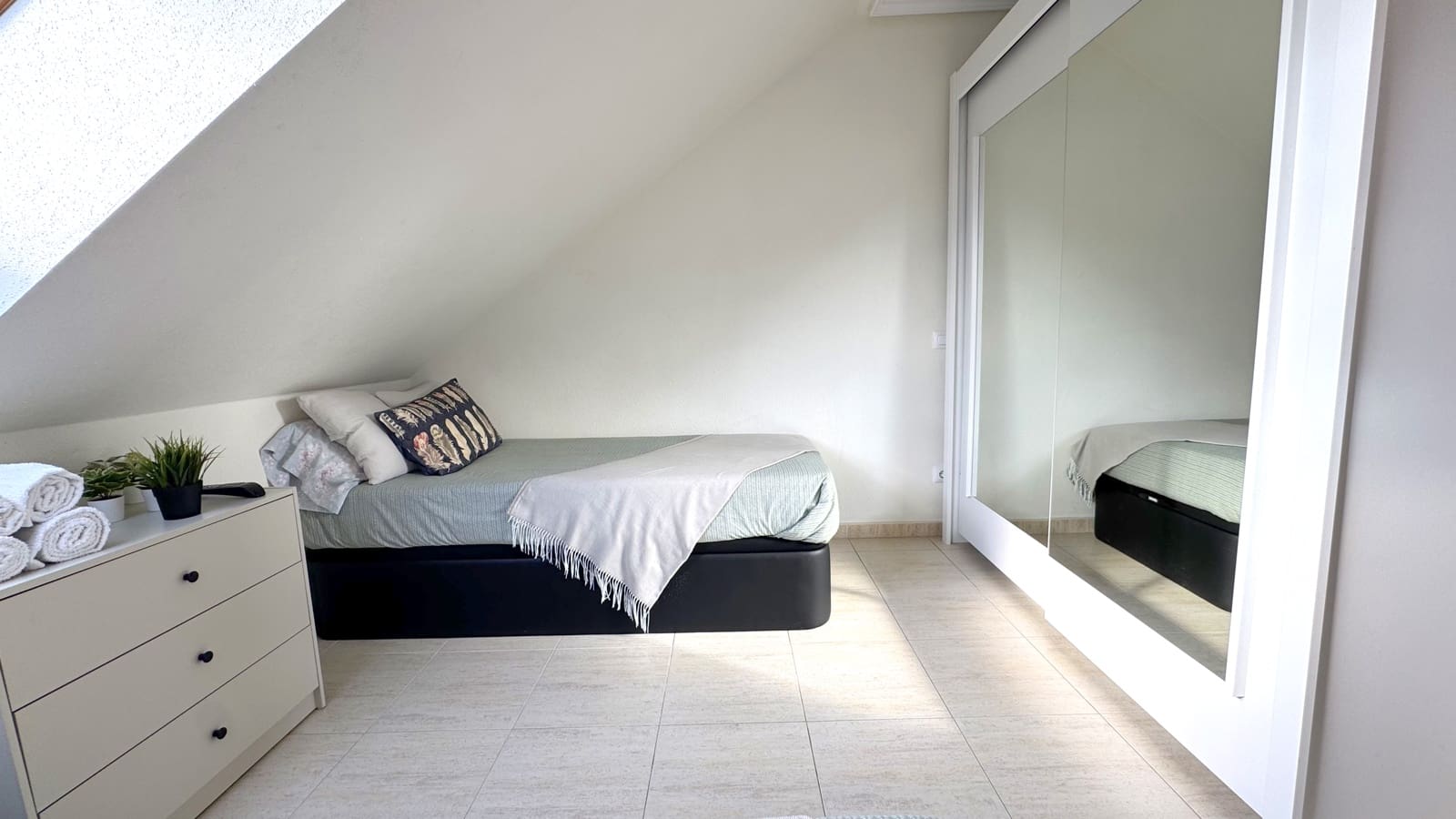 2 chambre Appartement à vendre à Ajo avec piscine garage - 240 000 € (Ref: 9575036)