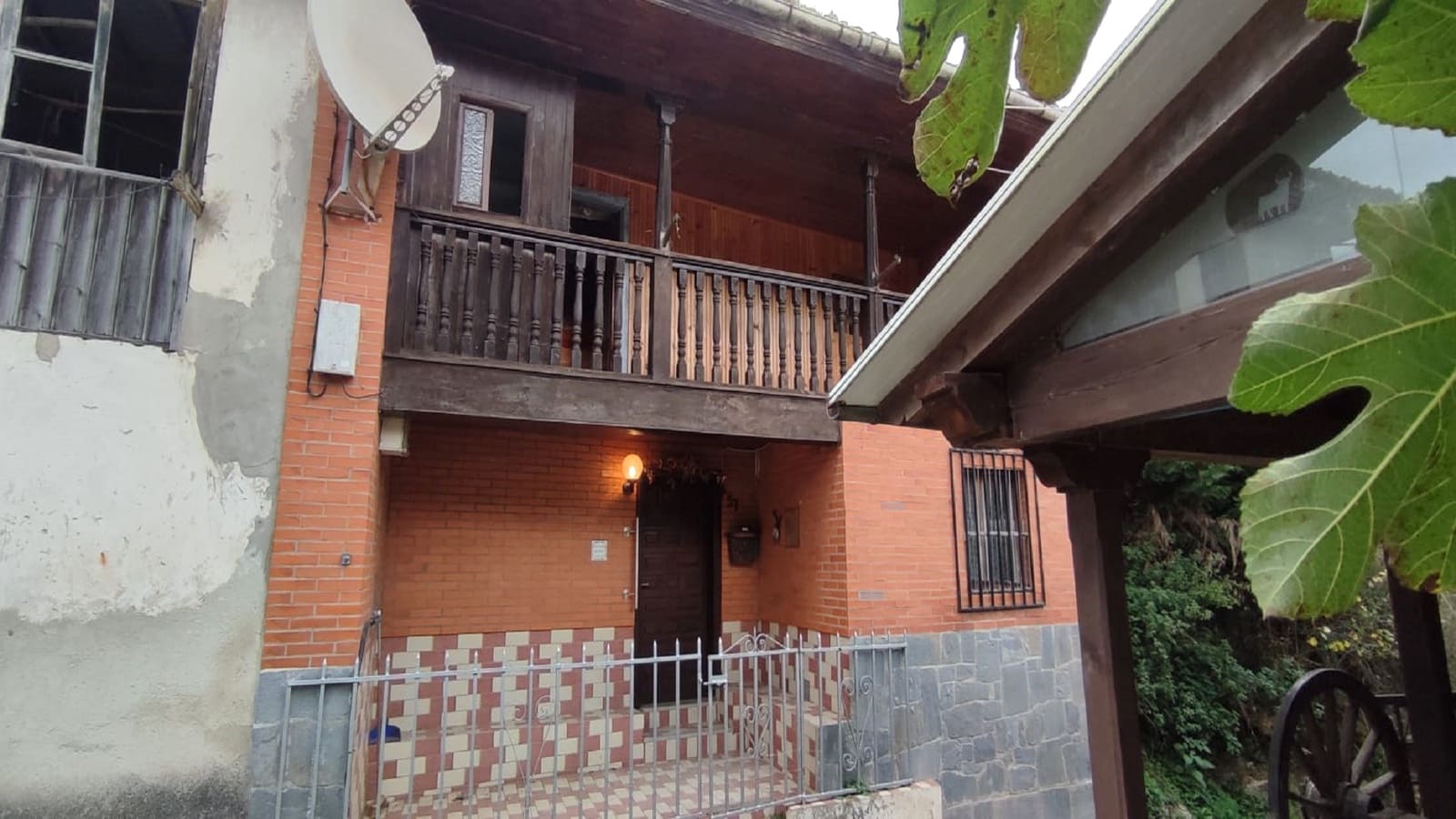 3 bedroom Townhouse for sale in Llanes - € 125,000 (Ref: 9586823)