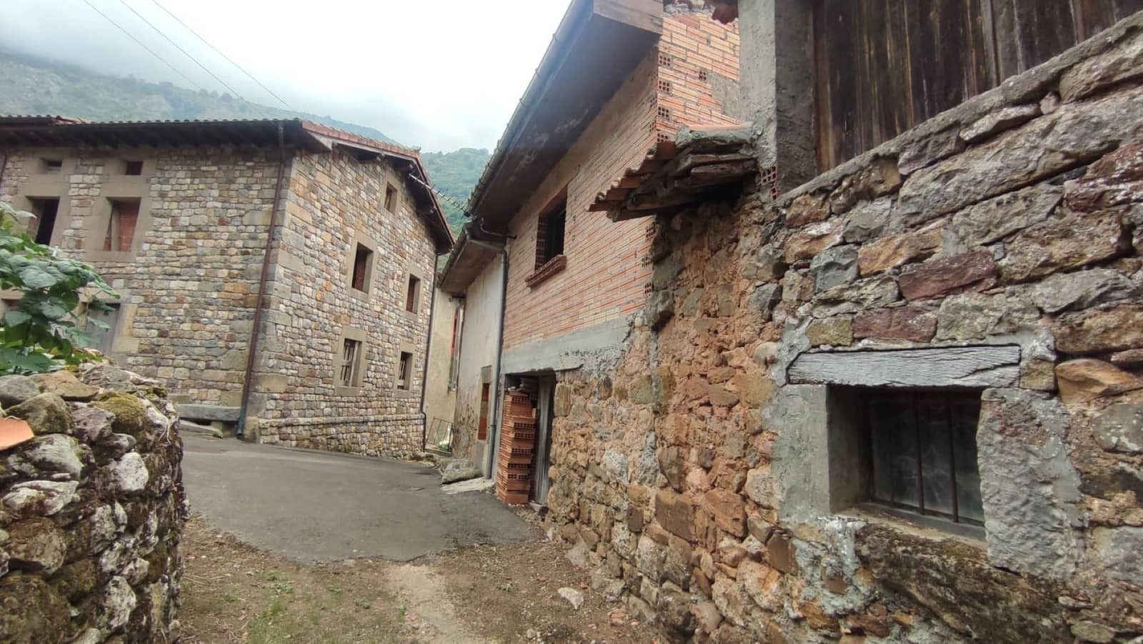 3 bedroom Townhouse for sale in Penamellera Alta - € 127,000 (Ref: 9588091)