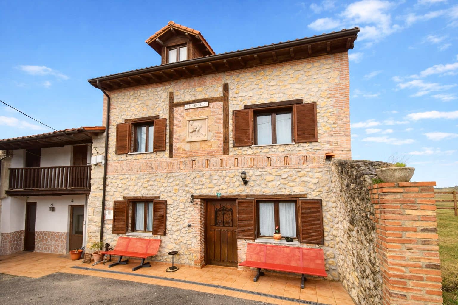9 bedroom Finca/Country House for sale in Val de San Vicente - € 695,000 (Ref: 9624115)