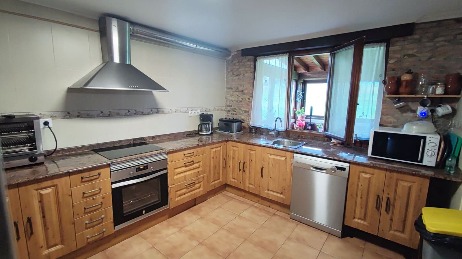 9 bedroom Finca/Country House for sale in Val de San Vicente - € 695,000 (Ref: 9624115)