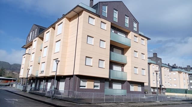 2 soveværelse Lejlighed til salg i Val de San Vicente med swimmingpool garage - € 149.000 (Ref: 9624118)