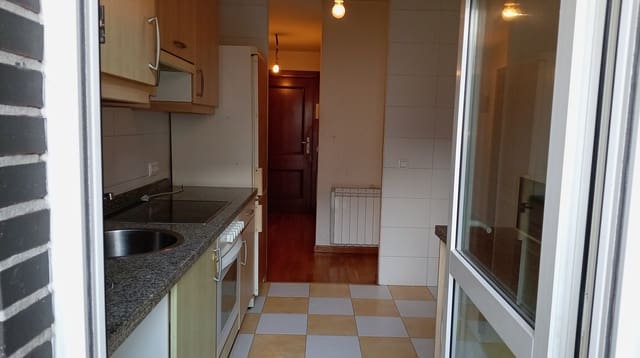 2 soveværelse Lejlighed til salg i Val de San Vicente med swimmingpool garage - € 149.000 (Ref: 9624118)