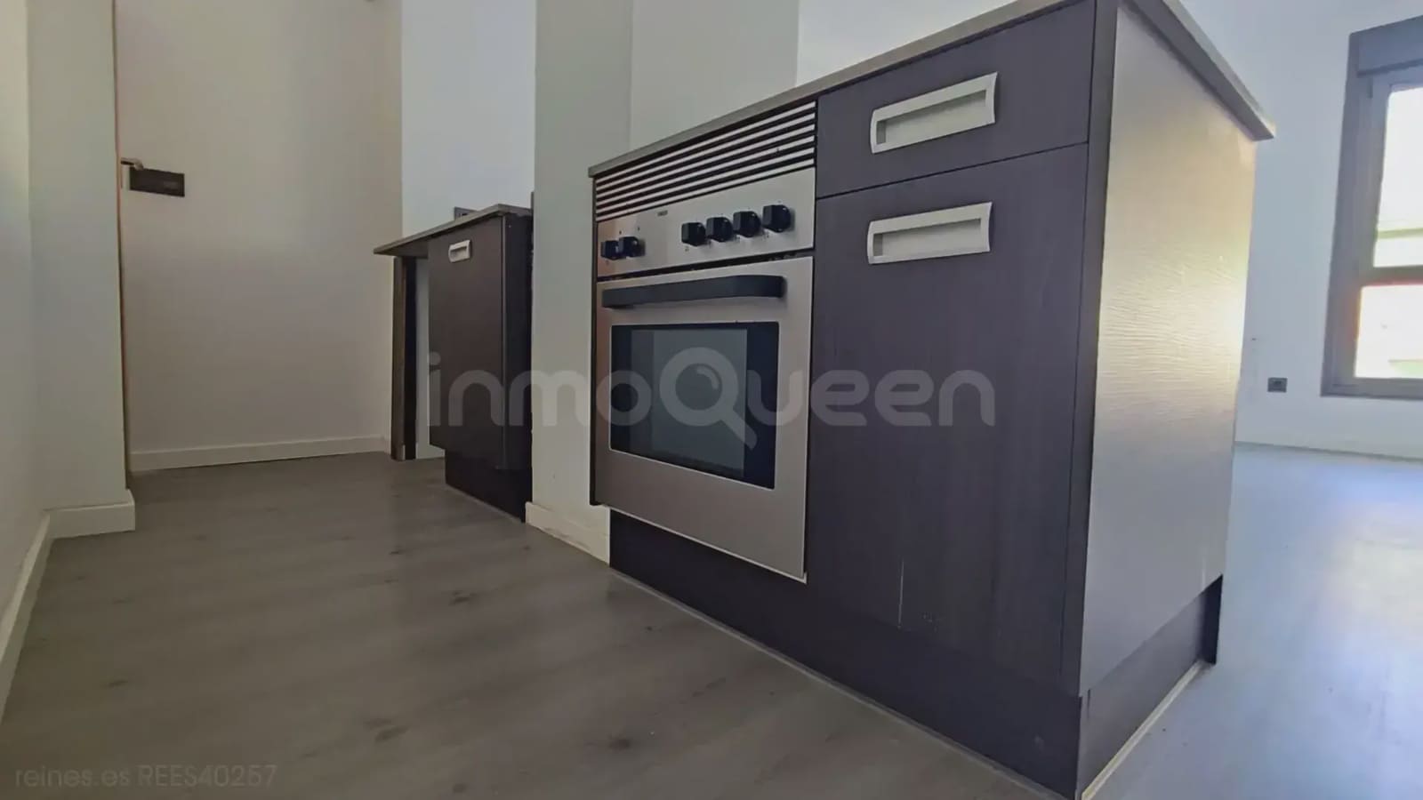 Appartement de 1 chambre à louer à Mieres - 650 € (Ref: 9715281)