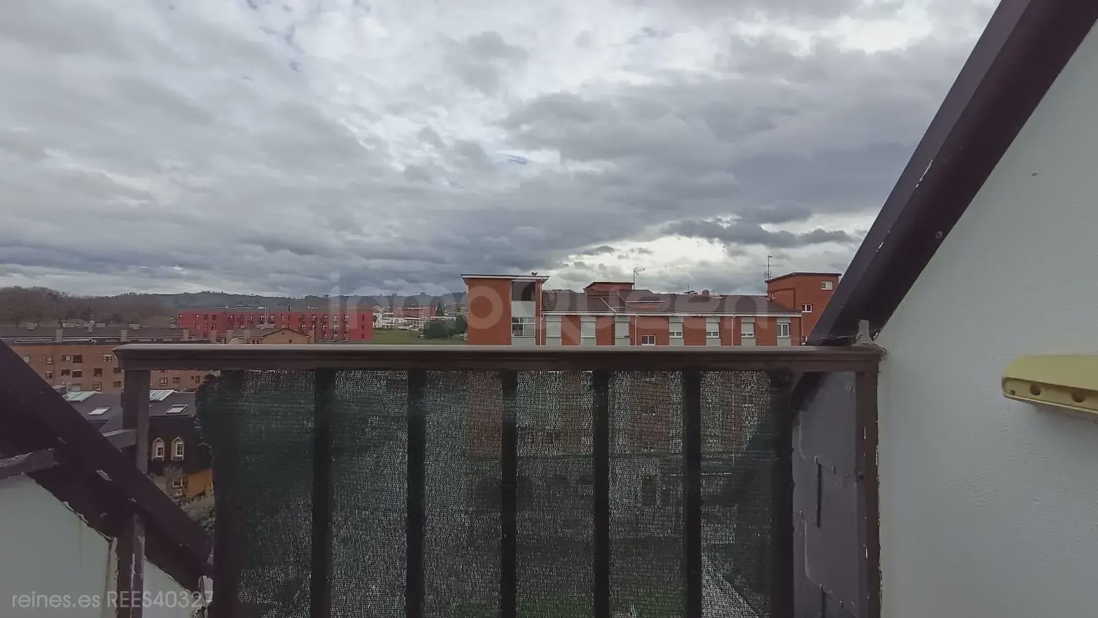 2 bedroom Flat for sale in Oviedo with garage - € 158,000 (Ref: 9715285)