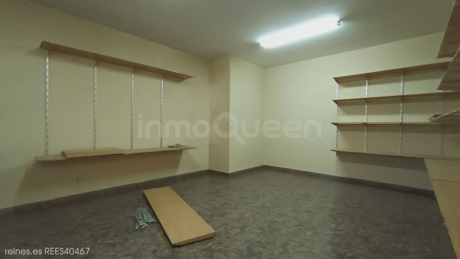 Komercyjne na sprzedaż w Llanera z garażem - 790 000 € (Ref: 9715288)