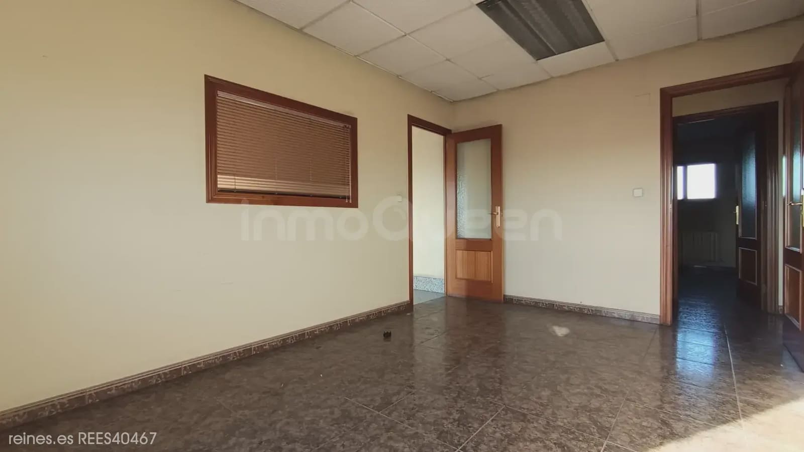 Komercyjne na sprzedaż w Llanera z garażem - 790 000 € (Ref: 9715288)