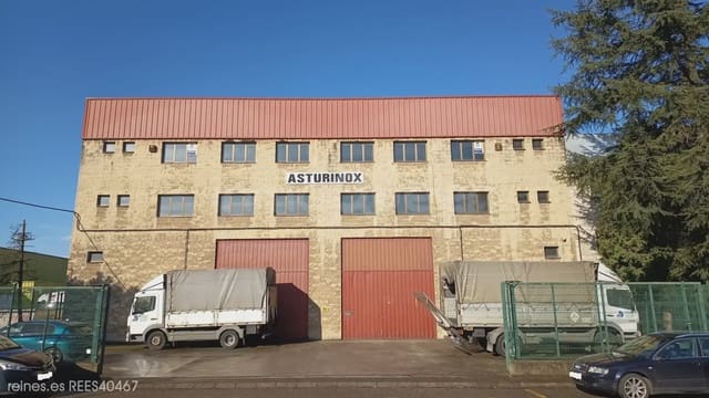 Commerciale in vendita in Llanera con garage - 790.000 € (Rif: 9715288)