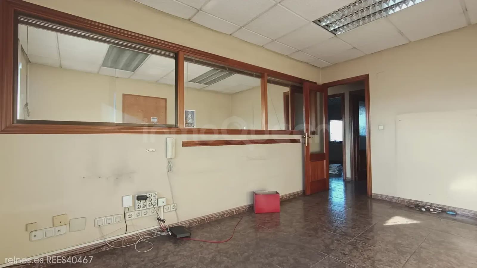 Komercyjne na sprzedaż w Llanera z garażem - 790 000 € (Ref: 9715288)