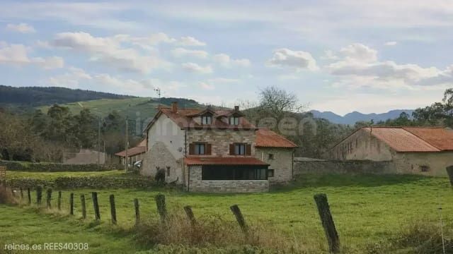 9 quarto Hotel para venda em Val de San Vicente - 695 000 € (Ref: 9715295)