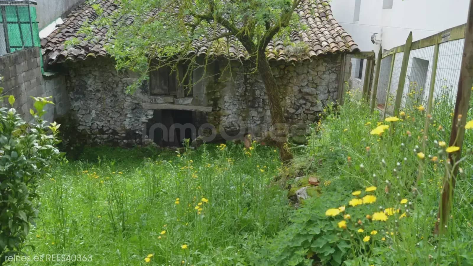 Finca/Country House for sale in Ribadedeva - € 79,000 (Ref: 9715296)